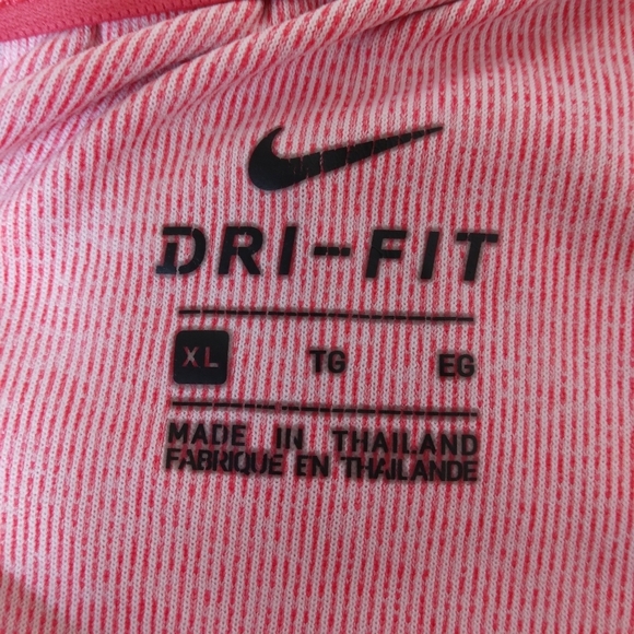 XL Nike Dri-Fit Shorts Red and White Stripe Drawstring and Elastic - Picture 7 of 8